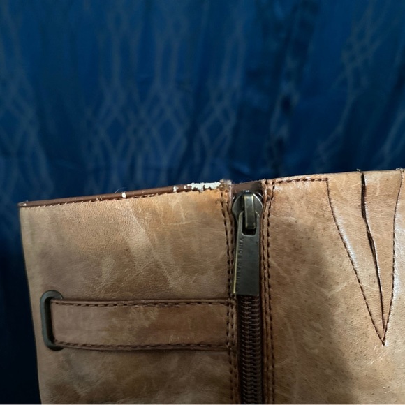 Vince Camuto Brown Boots - Picture 6 of 8